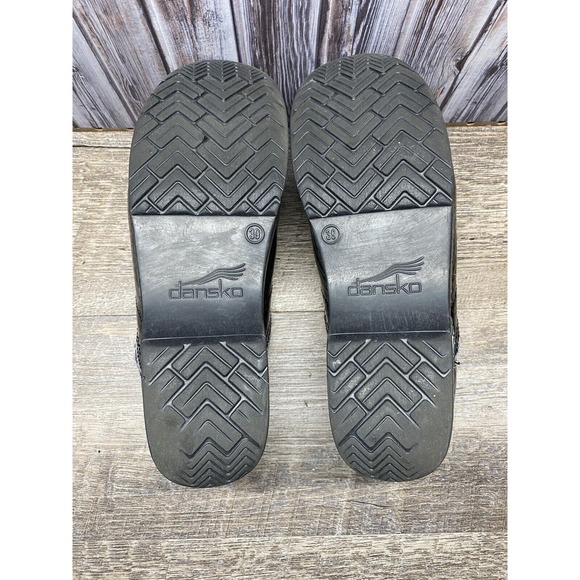 Dansko Women's Size 39 Black Silver Patent Slip On Nurse Clogs Shoes /Used - Picture 4 of 4